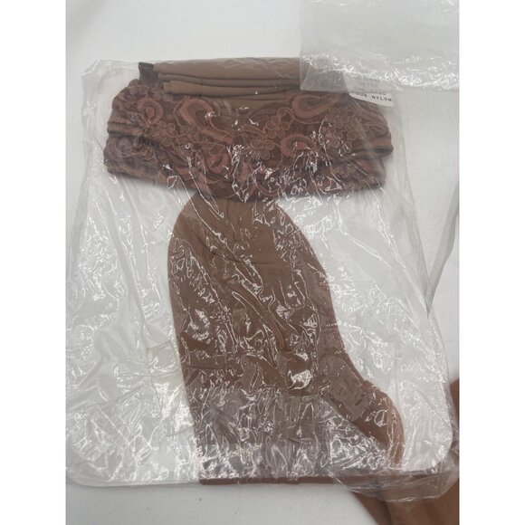 2 Pair Vintage 100% Nylon Neutral Beige Stockings Fancy Lace Top - Picture 5 of 8